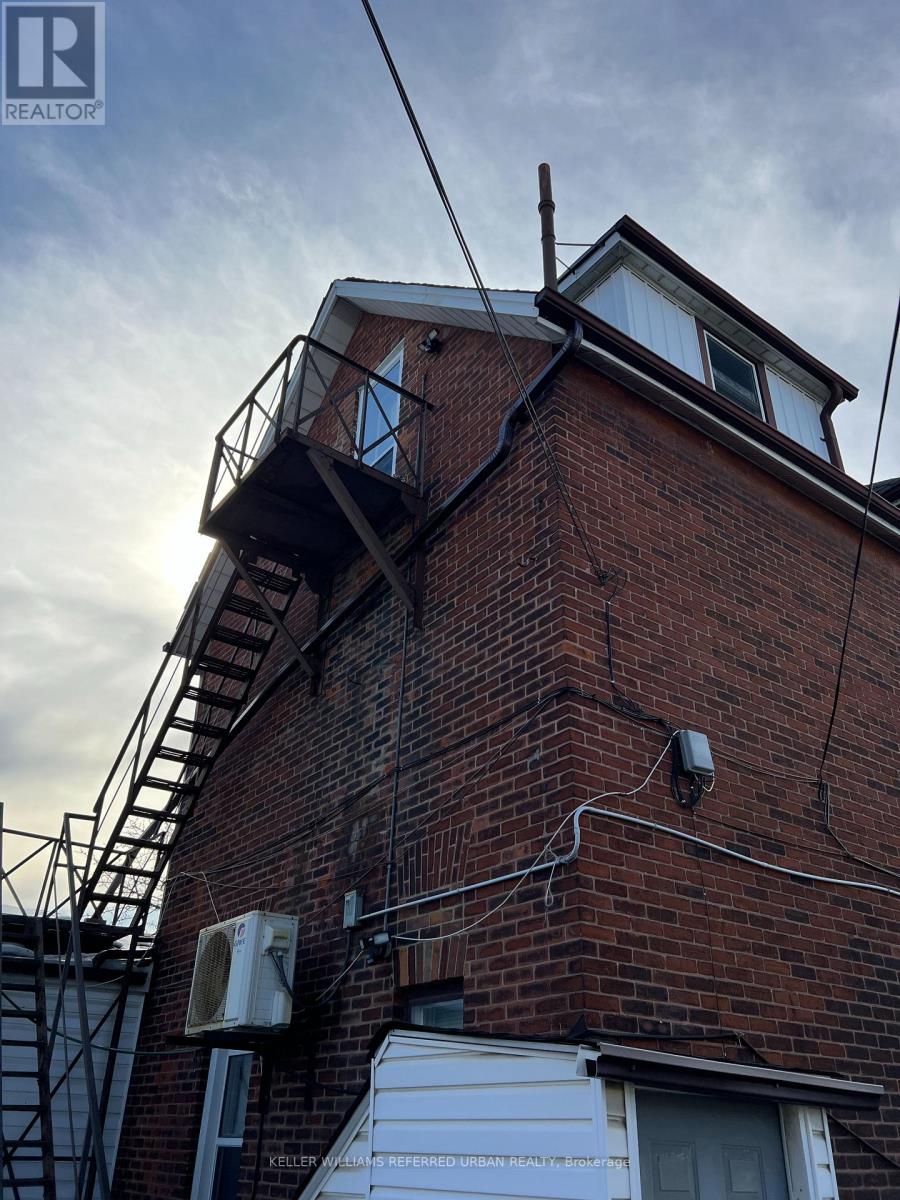 225 Rosemount Avenue, Toronto, Ontario  M9N 3C5 - Photo 7 - W12425998
