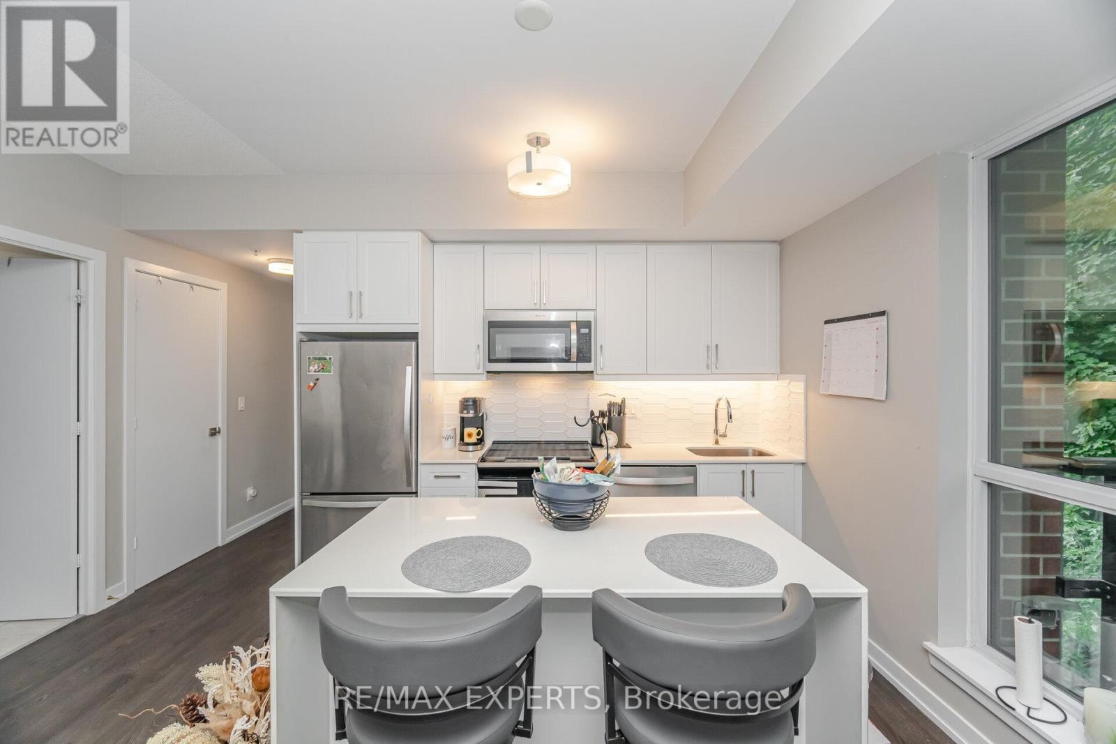 305 - 50 Ann Street, Caledon, Ontario  L7E 1B9 - Photo 11 - W12426011