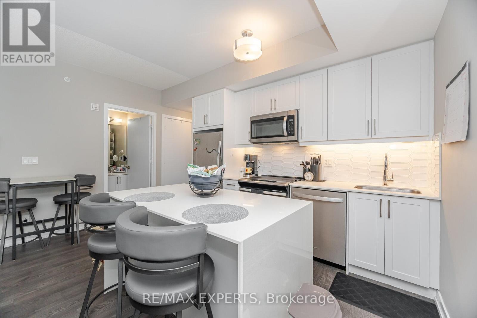 305 - 50 Ann Street, Caledon, Ontario  L7E 1B9 - Photo 12 - W12426011