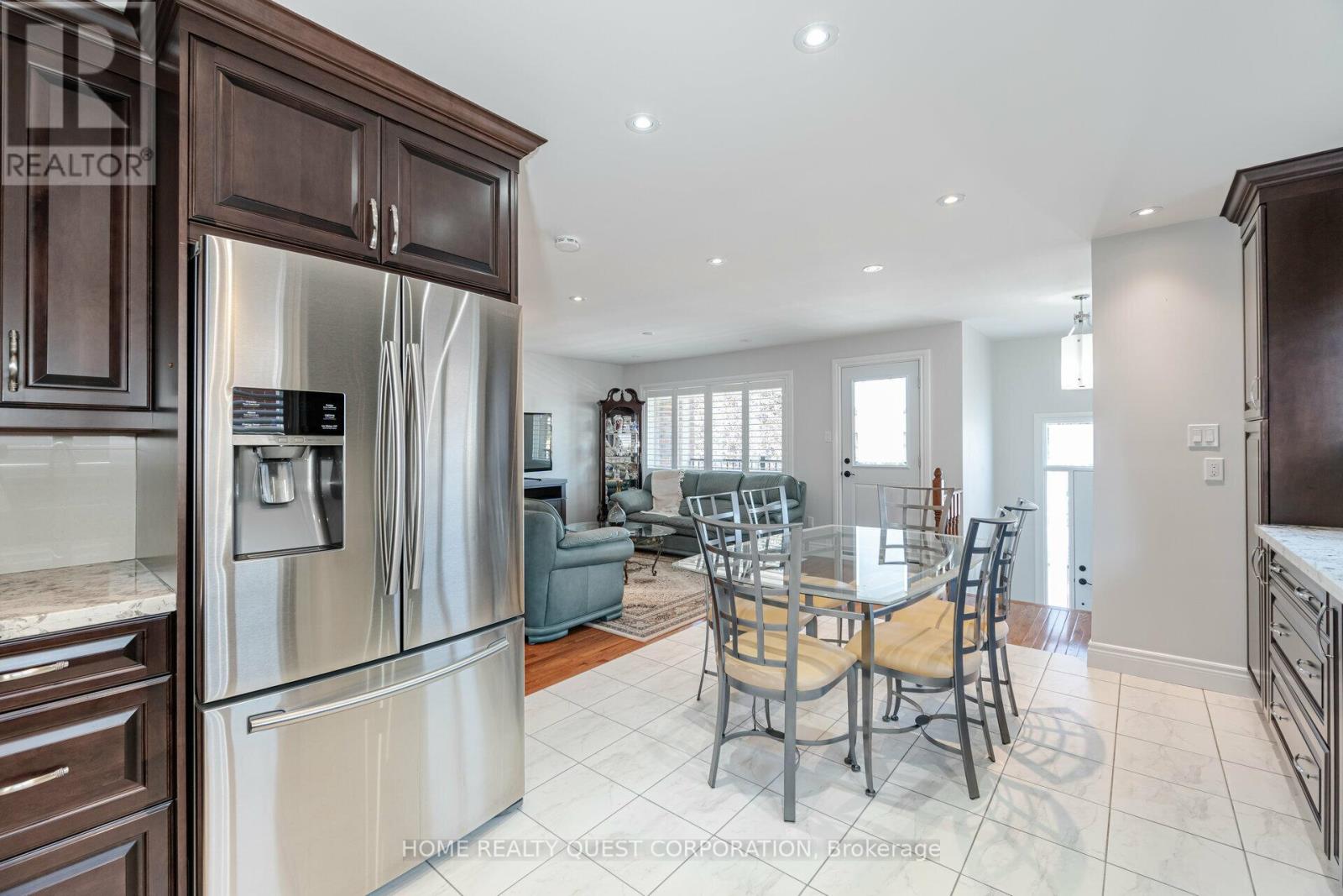 4190 Bishopstoke Lane, Mississauga, Ontario  L4Z 1J3 - Photo 11 - W12426021