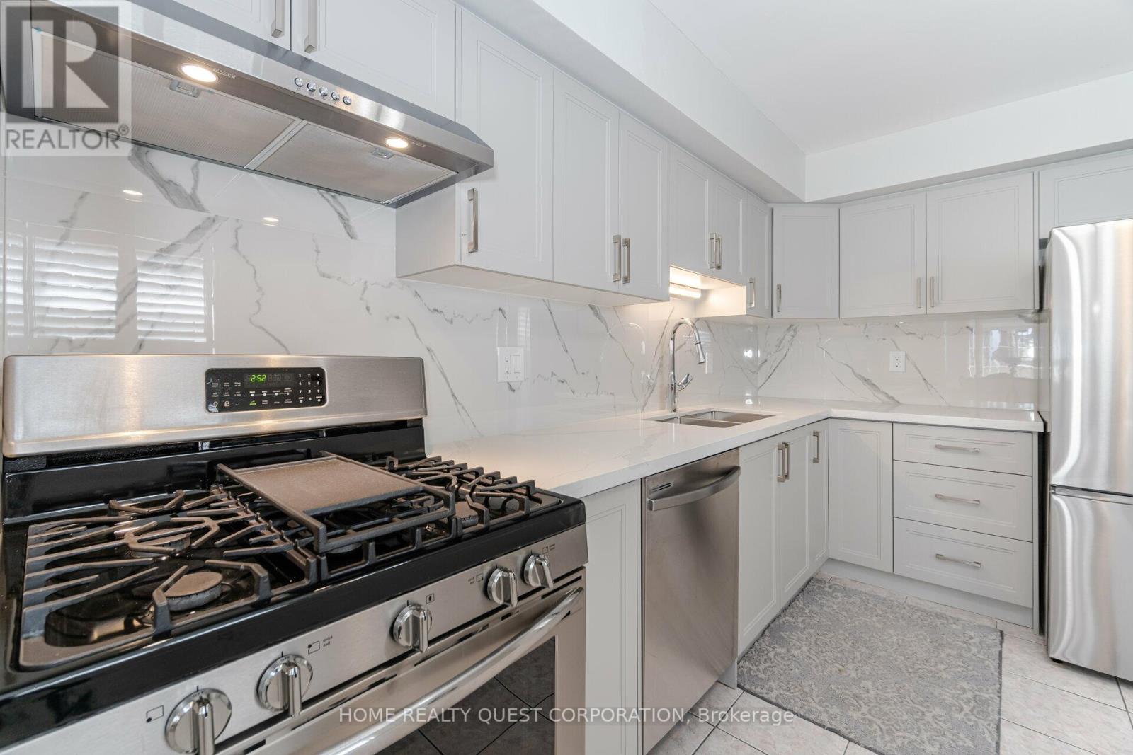 4190 Bishopstoke Lane, Mississauga, Ontario  L4Z 1J3 - Photo 26 - W12426021