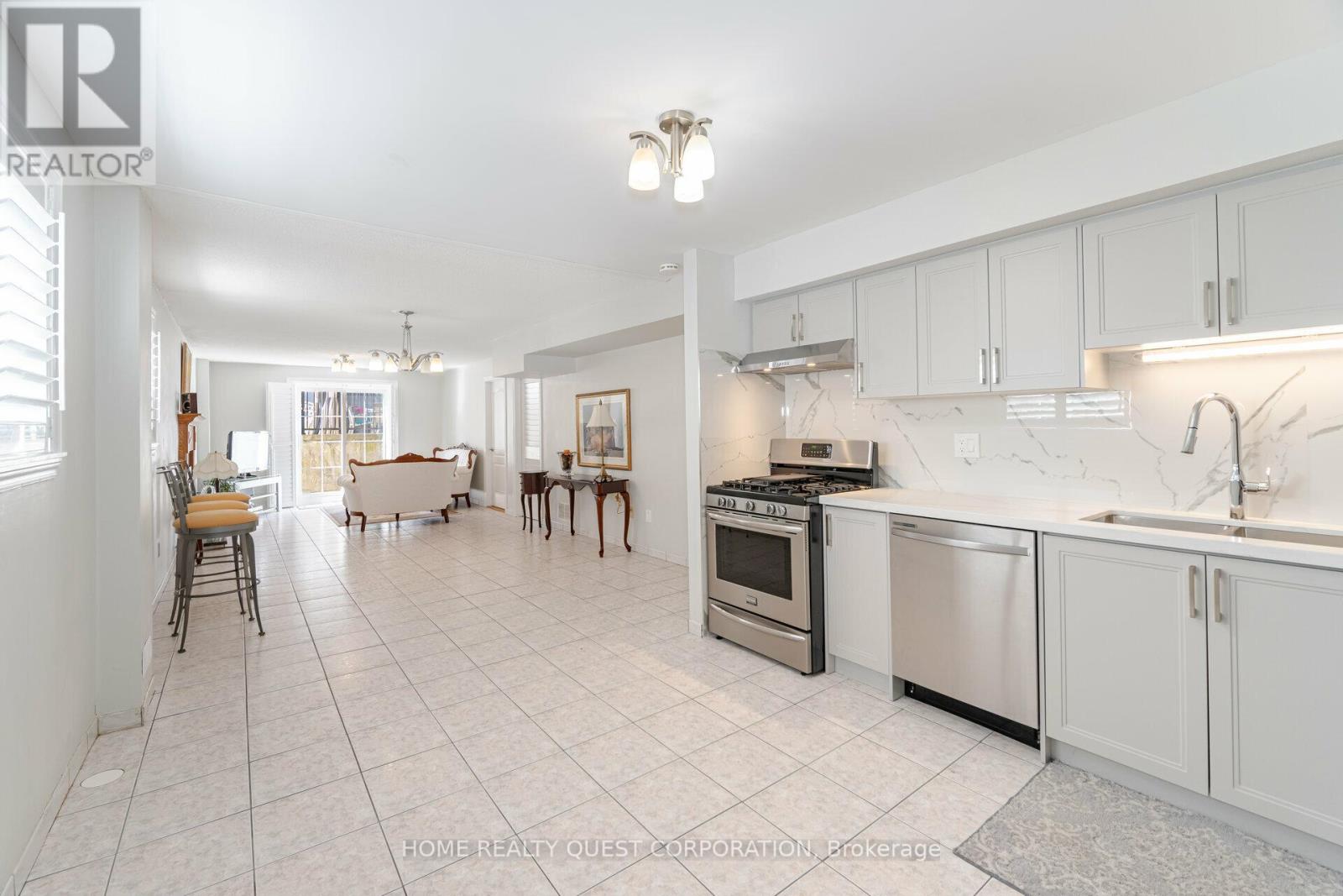 4190 Bishopstoke Lane, Mississauga, Ontario  L4Z 1J3 - Photo 27 - W12426021