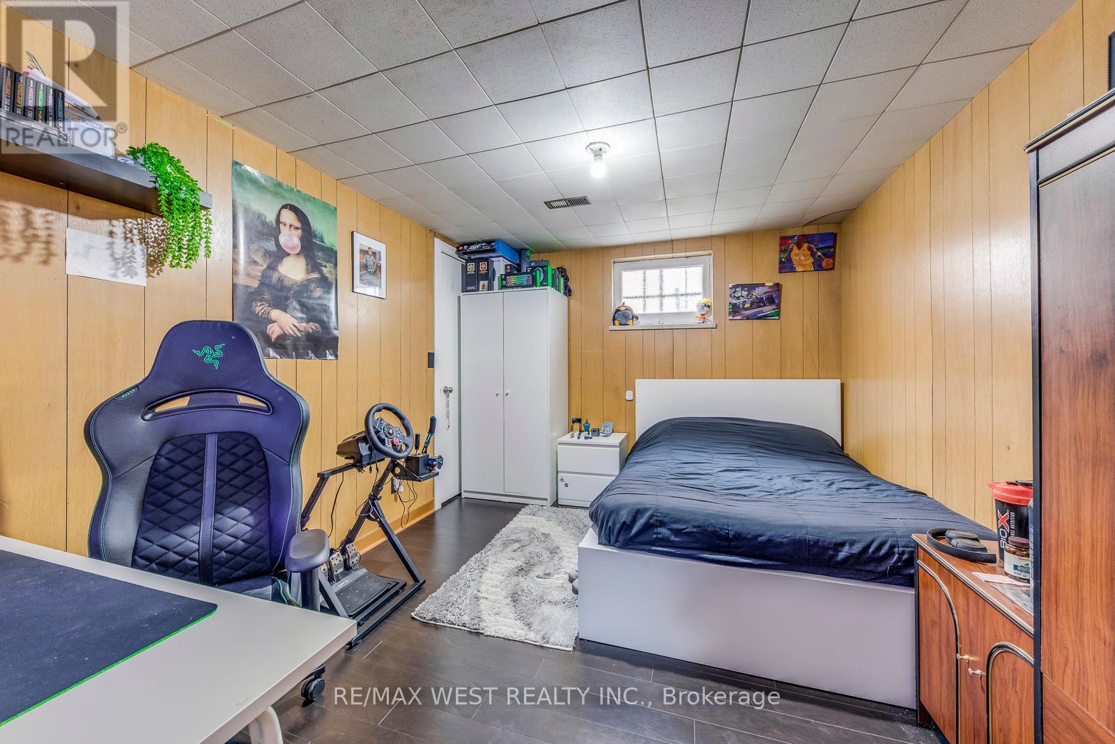 65 North Park Road, Toronto, Ontario  M6L 1K4 - Photo 34 - W12426042