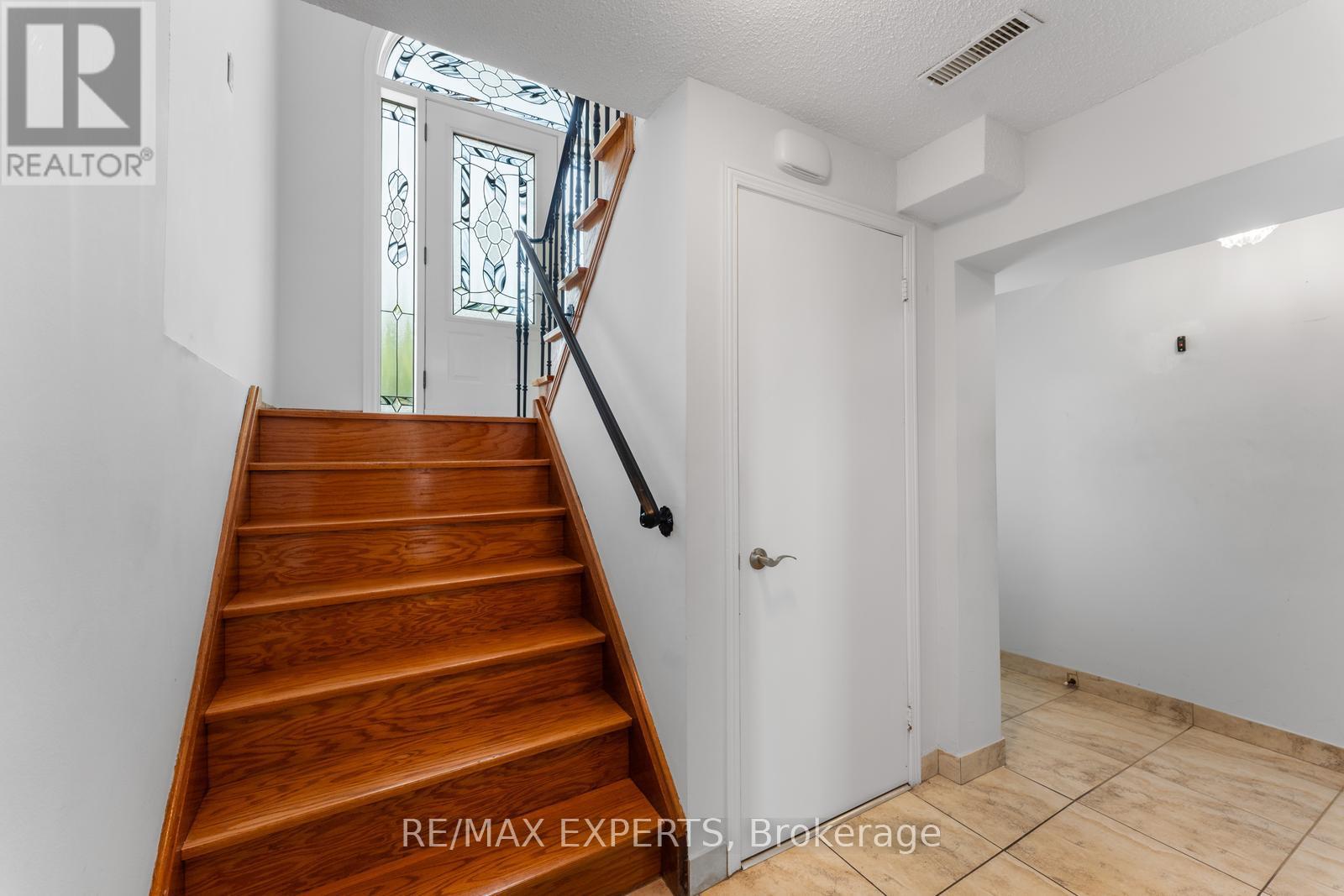 179 Dolores Road, Toronto, Ontario  M3L 2K7 - Photo 26 - W12426076