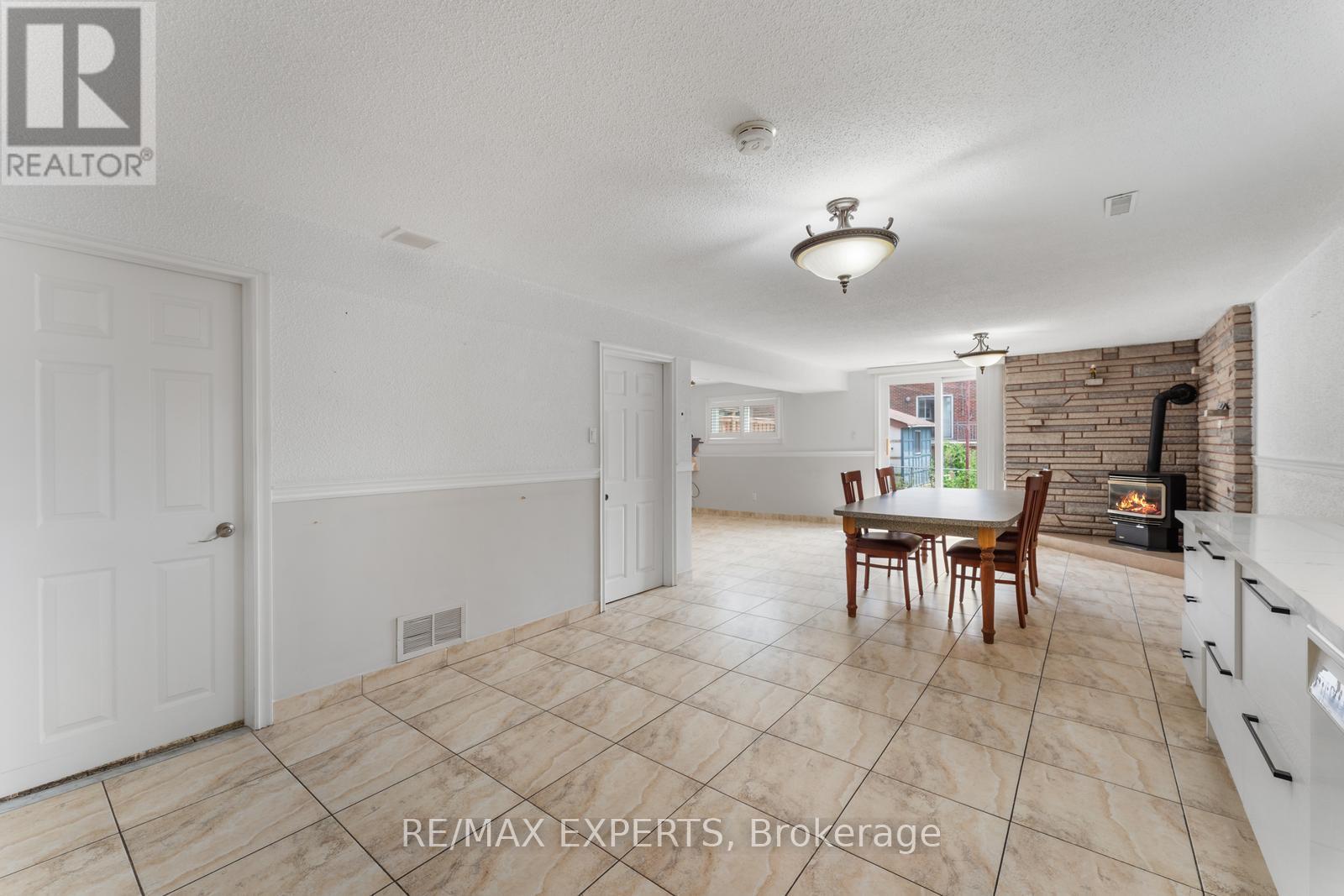 179 Dolores Road, Toronto, Ontario  M3L 2K7 - Photo 29 - W12426076