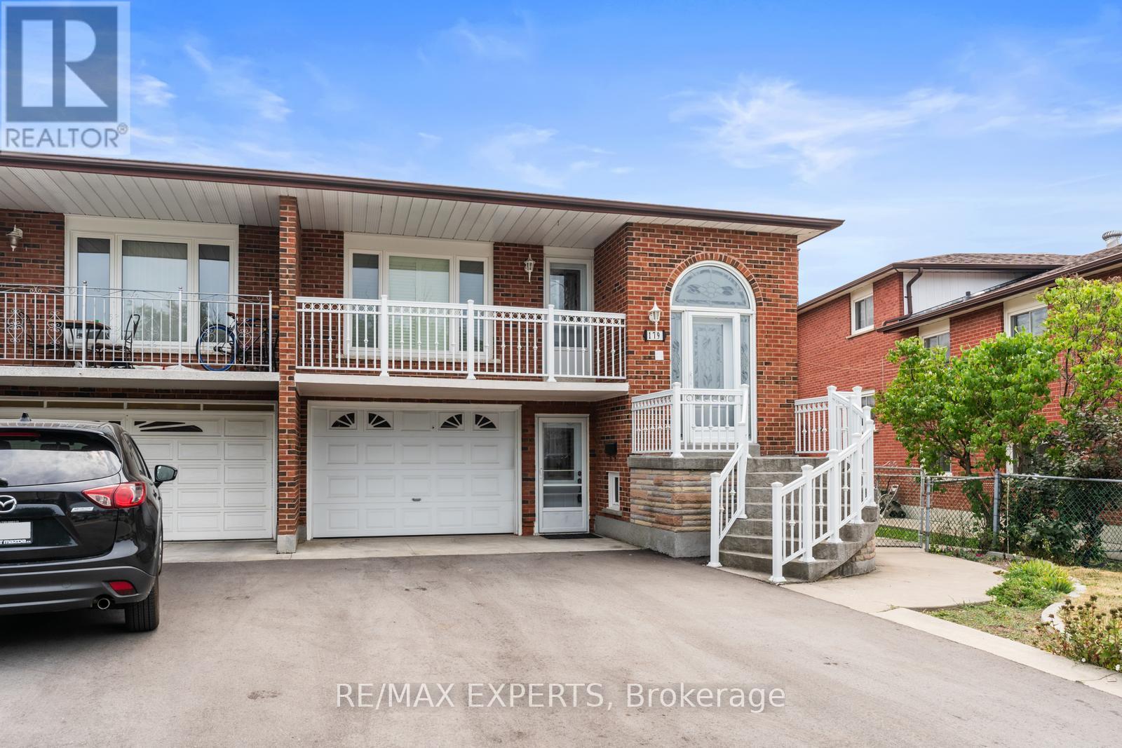 179 Dolores Road, Toronto, Ontario  M3L 2K7 - Photo 3 - W12426076