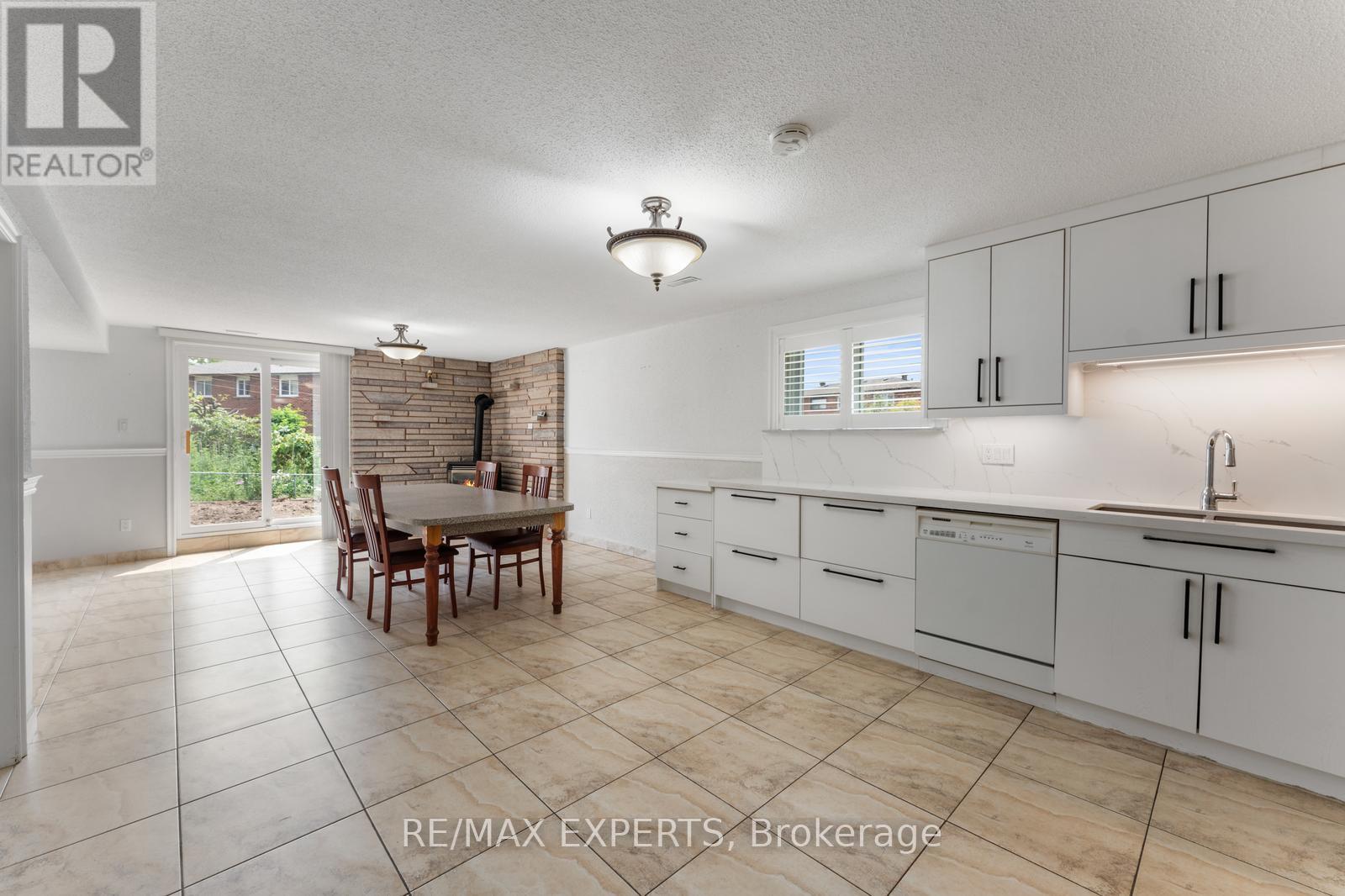 179 Dolores Road, Toronto, Ontario  M3L 2K7 - Photo 30 - W12426076