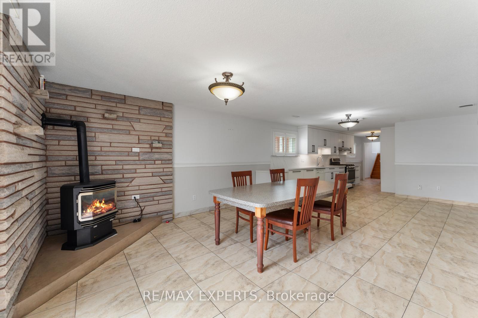 179 Dolores Road, Toronto, Ontario  M3L 2K7 - Photo 31 - W12426076