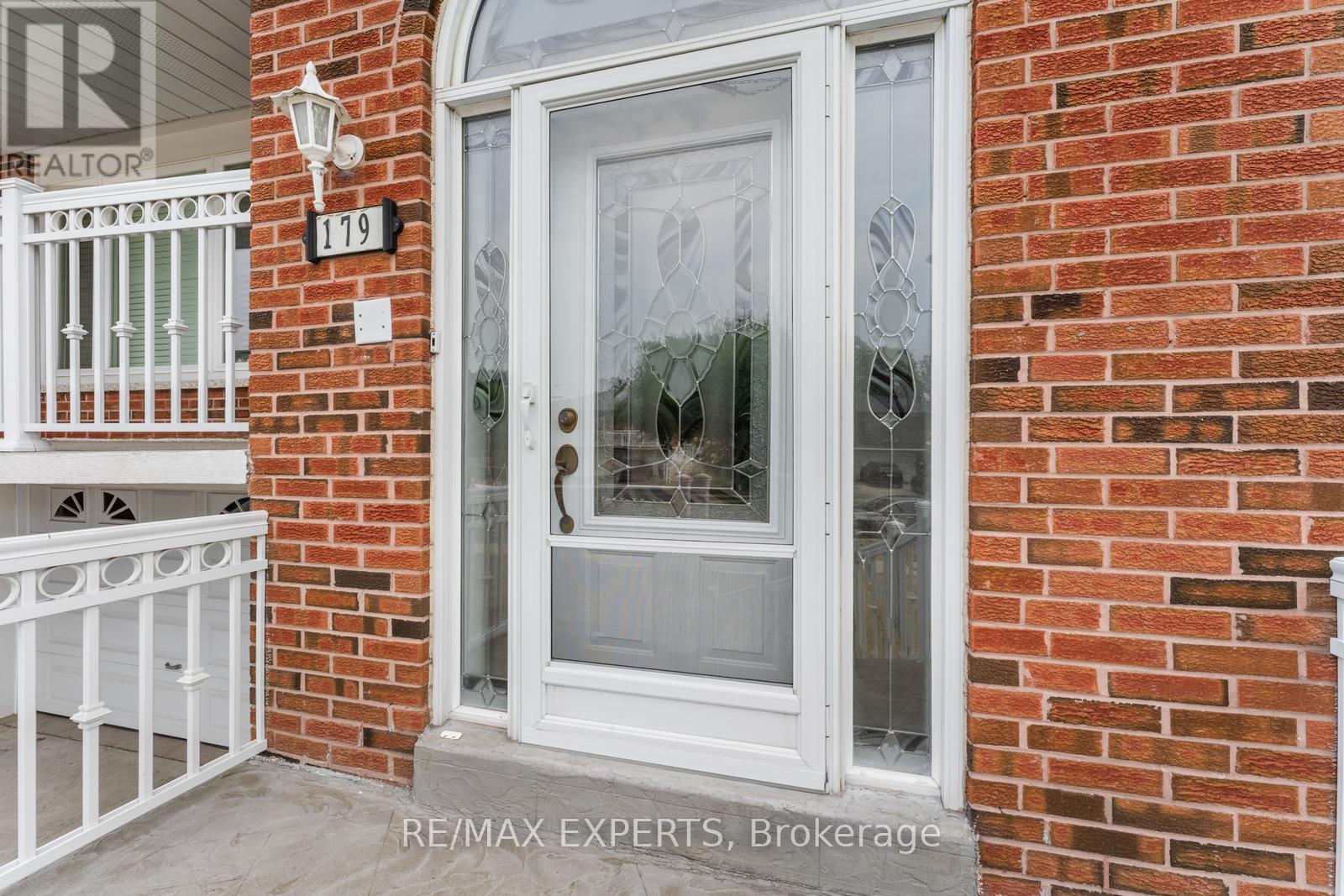 179 Dolores Road, Toronto, Ontario  M3L 2K7 - Photo 6 - W12426076