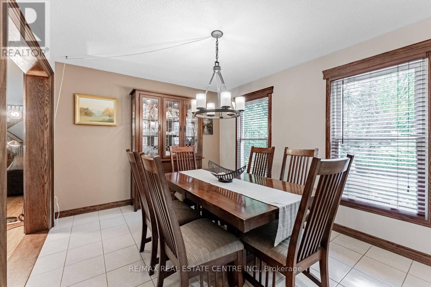 3096 Sir John's Homestead, Mississauga, Ontario  L5L 2N9 - Photo 13 - W12426097