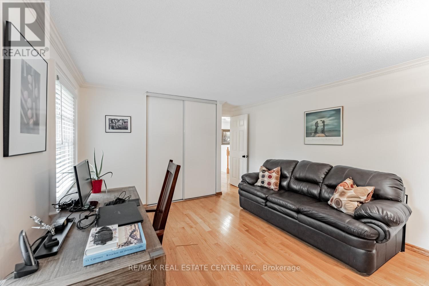 3096 Sir John's Homestead, Mississauga, Ontario  L5L 2N9 - Photo 21 - W12426097