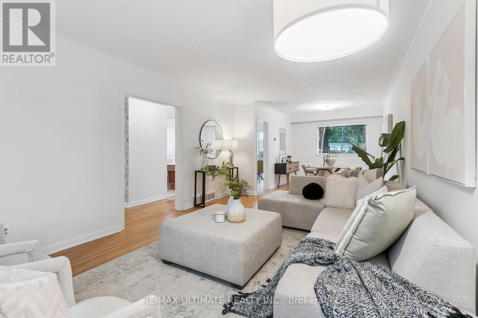 24 Highbury Road, Toronto, Ontario  M9M 2J7 - Photo 1 - W12426102