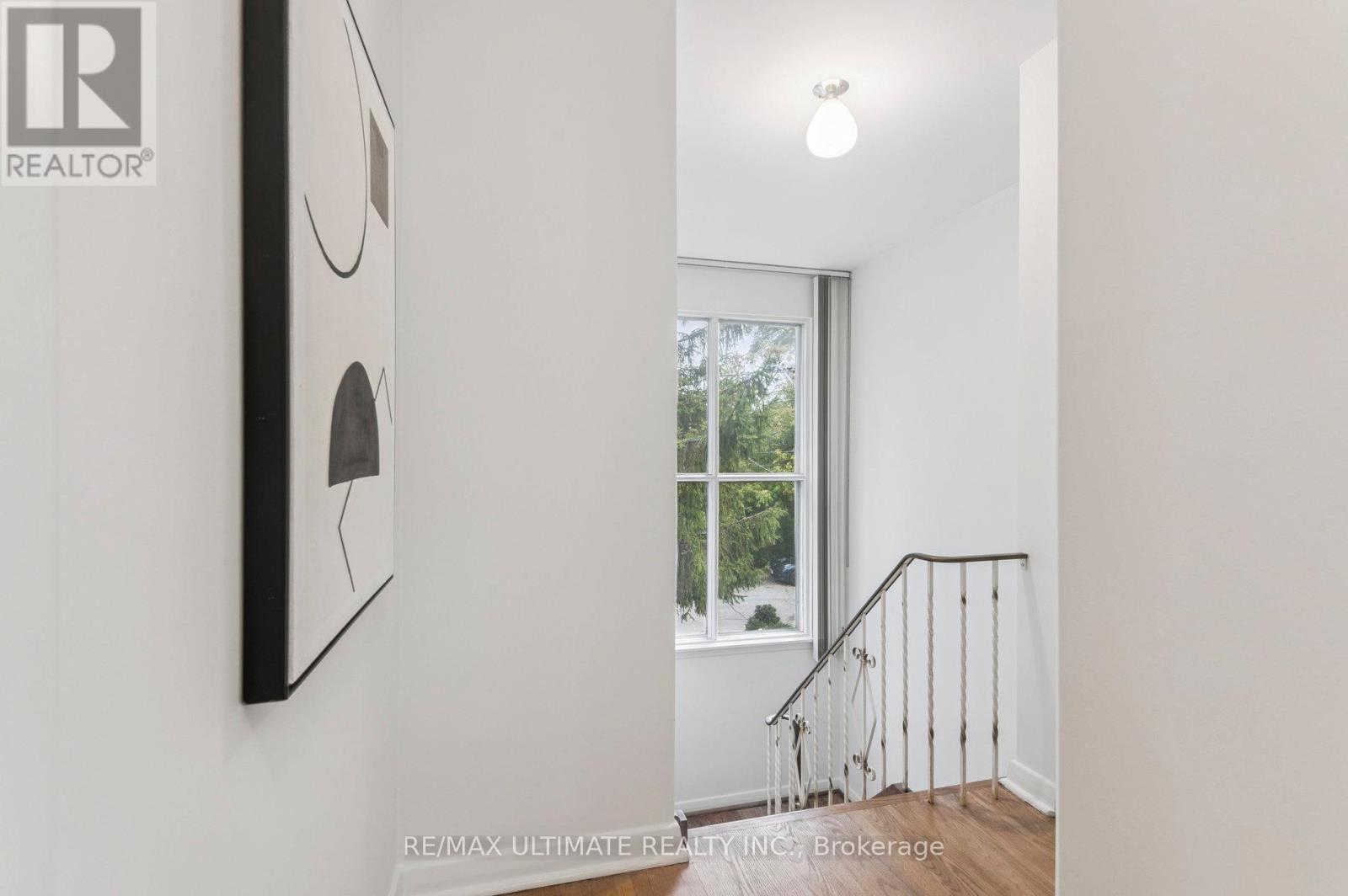 24 Highbury Road, Toronto, Ontario  M9M 2J7 - Photo 21 - W12426102