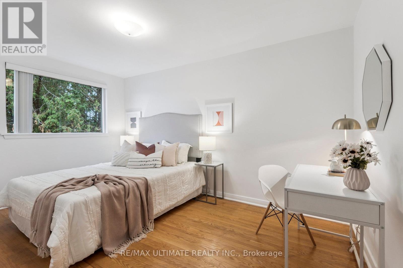 24 Highbury Road, Toronto, Ontario  M9M 2J7 - Photo 25 - W12426102