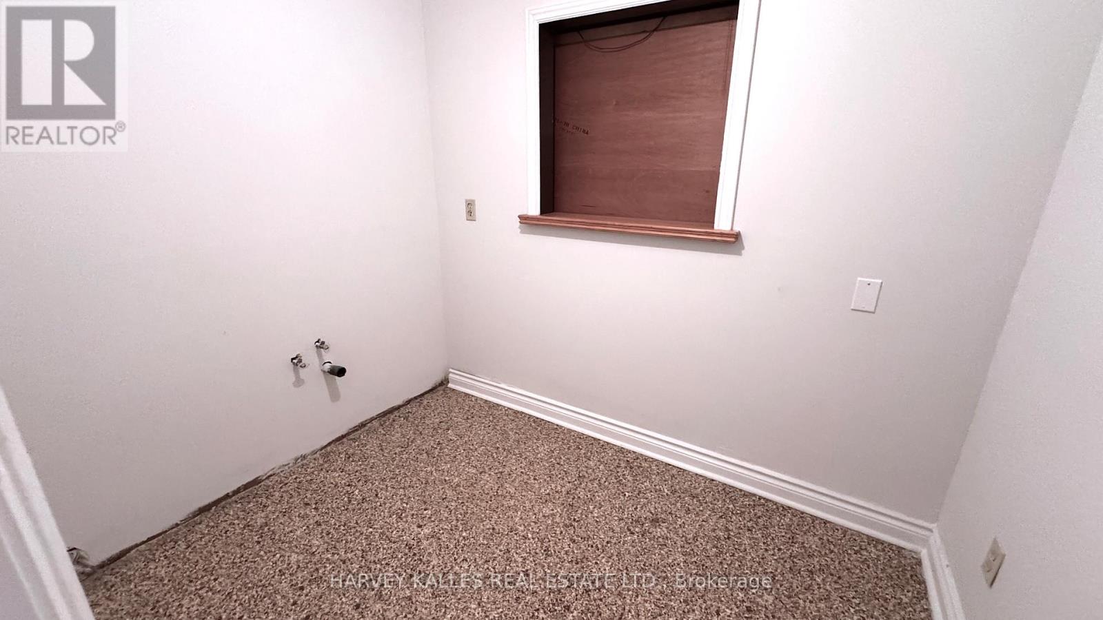 6 Raven Road, Toronto, Ontario  M6L 2A6 - Photo 18 - W12426131