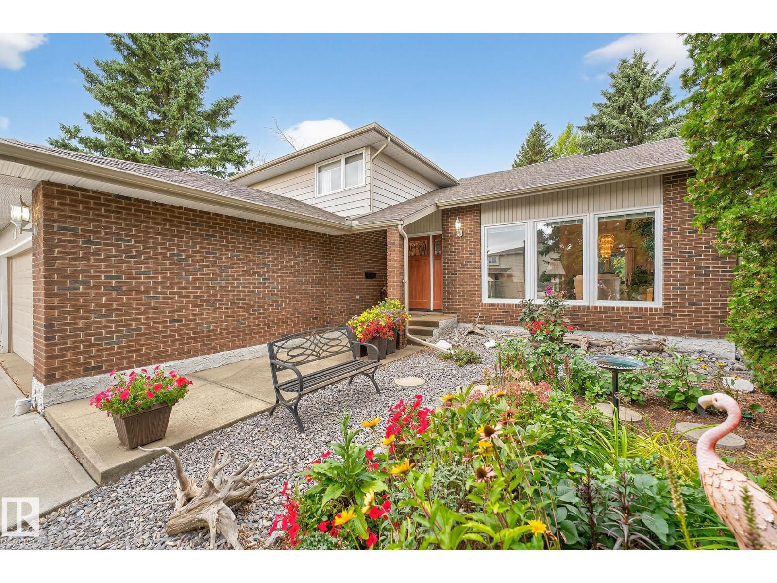 316 Lessard Dr Nw, Edmonton, Alberta  T6M 1A6 - Photo 11 - E4459401