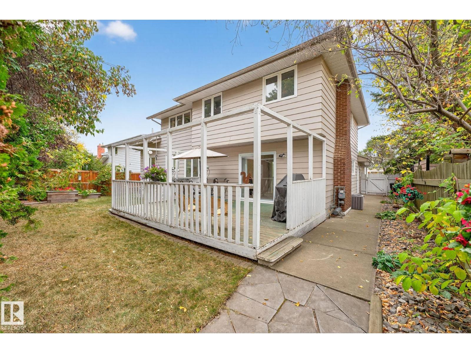 316 Lessard Dr Nw, Edmonton, Alberta  T6M 1A6 - Photo 13 - E4459401