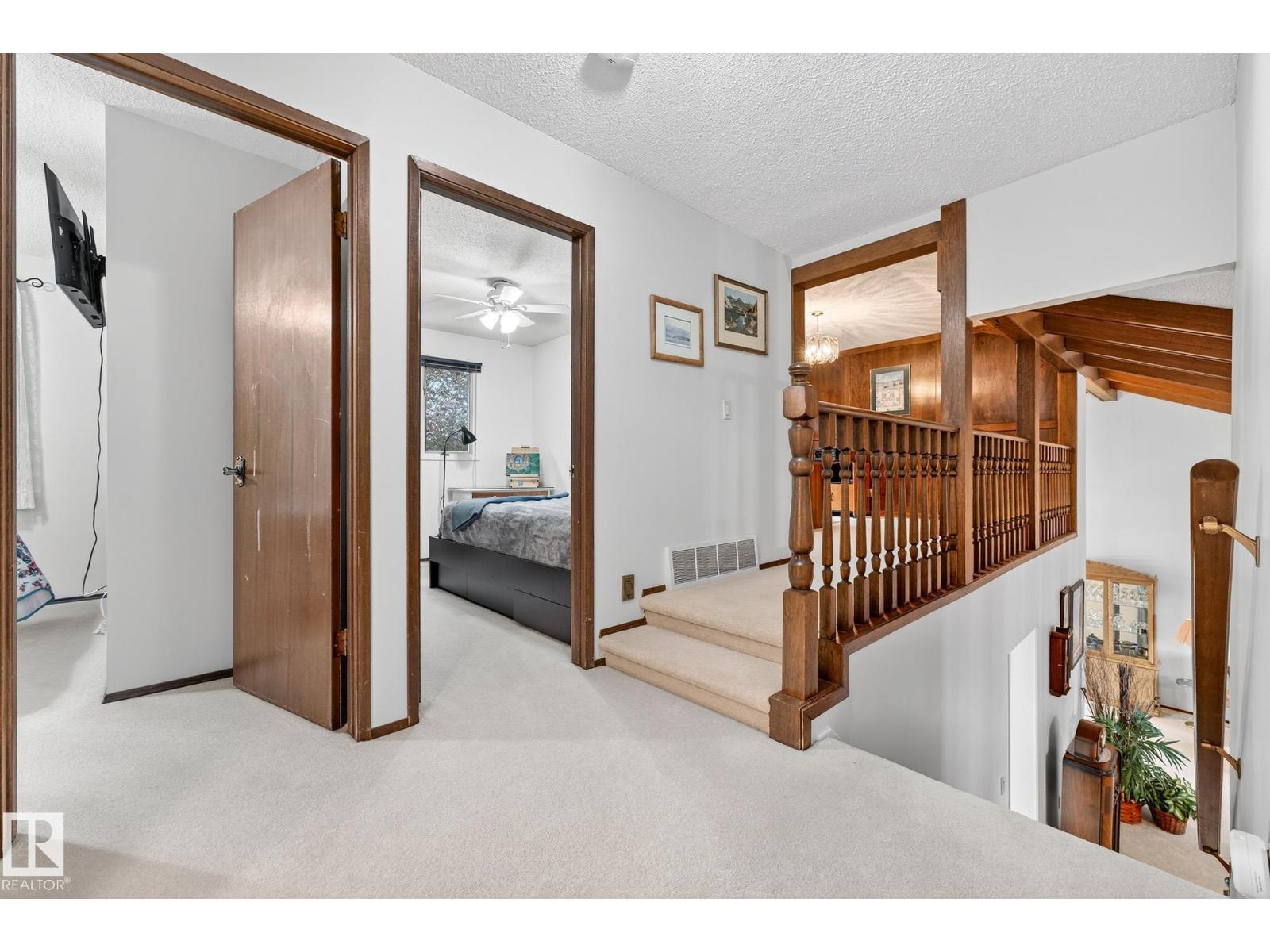 316 Lessard Dr Nw, Edmonton, Alberta  T6M 1A6 - Photo 41 - E4459401