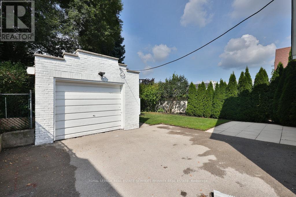 256 Walter Avenue S, Hamilton, Ontario  L8K 3L4 - Photo 30 - X12425976