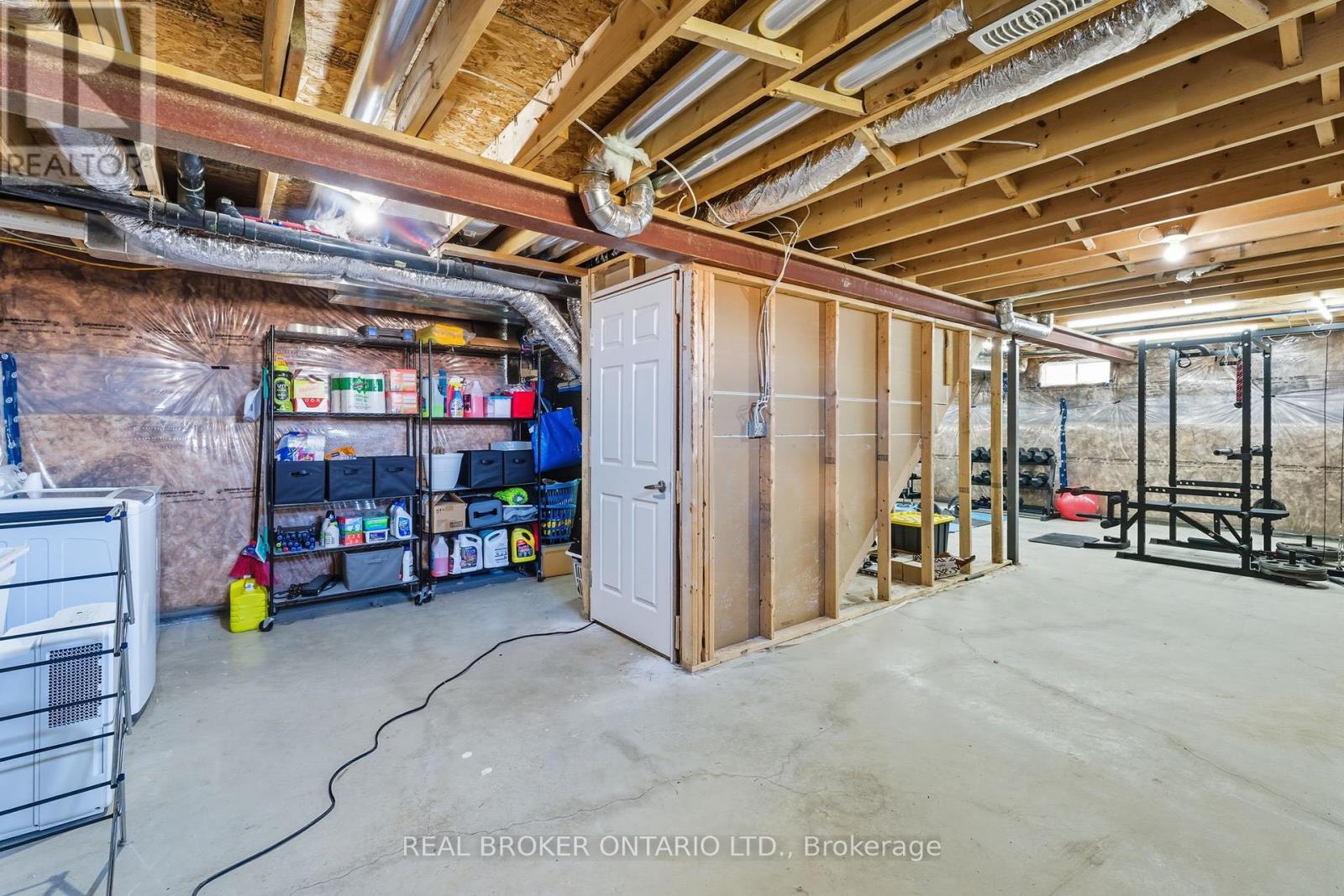 18 Dennis Drive, Norwich, Ontario  N0J 1P0 - Photo 17 - X12425979