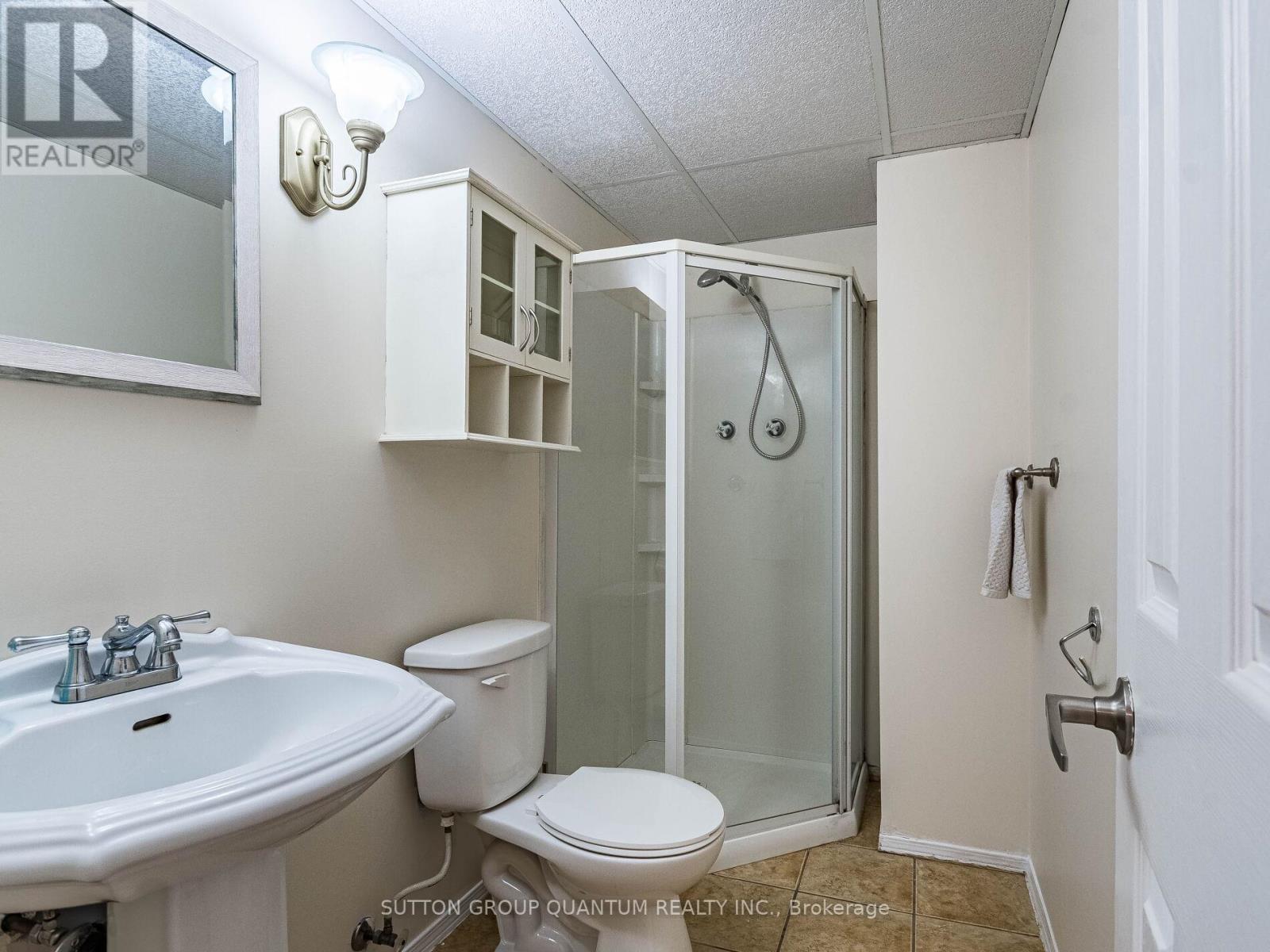 90 Ironstone Drive, Cambridge, Ontario  N1P 1A4 - Photo 32 - X12425991