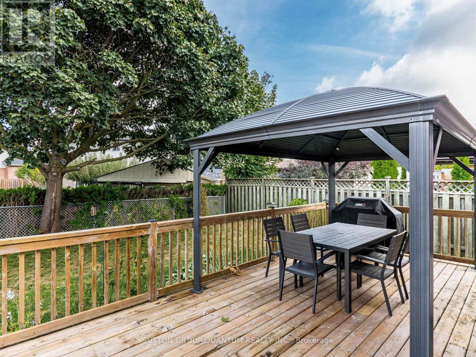 90 Ironstone Drive, Cambridge, Ontario  N1P 1A4 - Photo 34 - X12425991