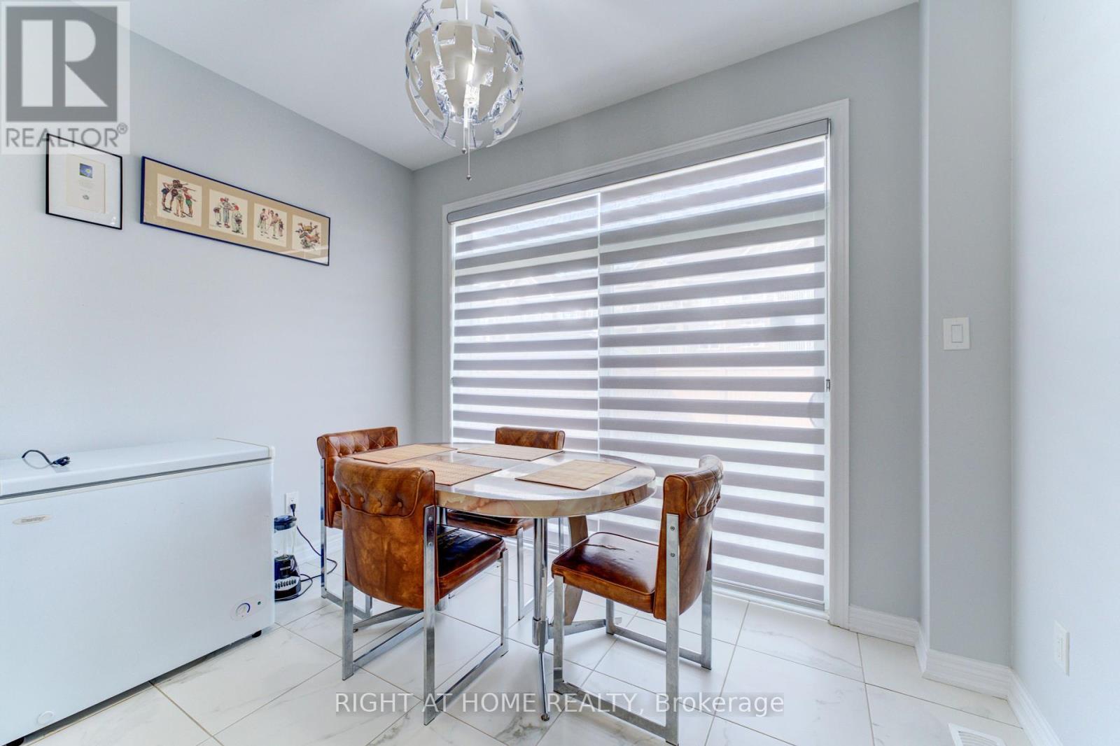39 Drake Avenue, Brant, Ontario  N3L 0H9 - Photo 6 - X12426032