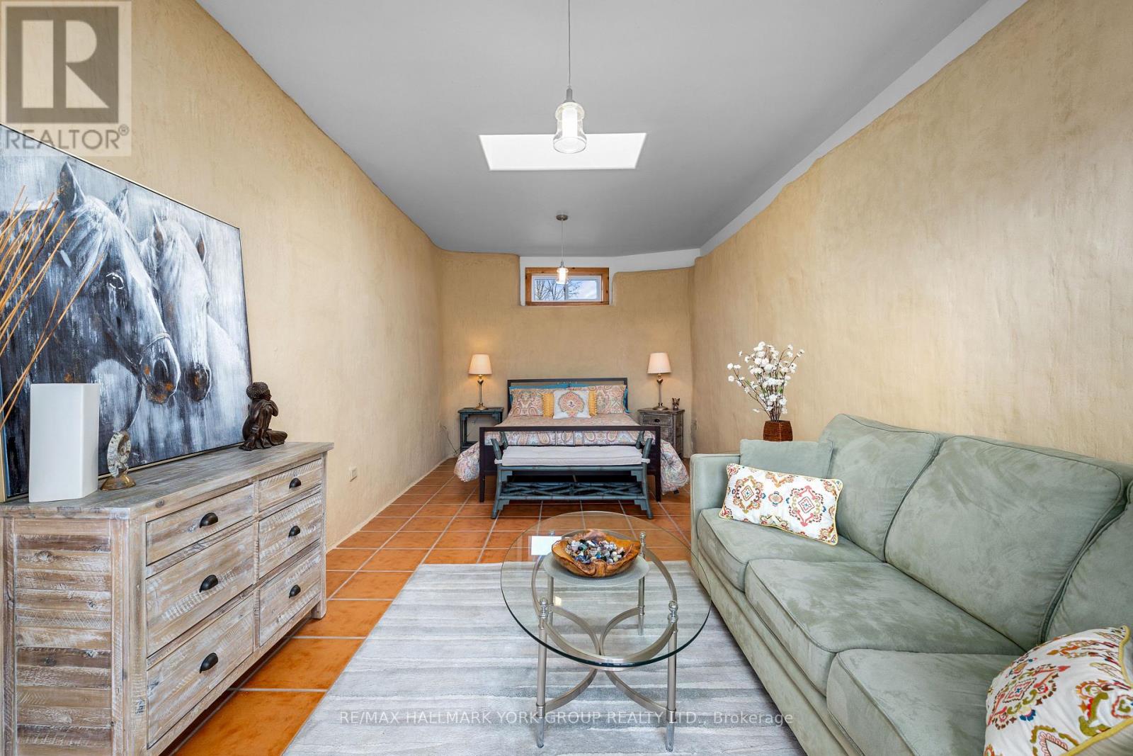 1375 Queensborough Road, Madoc, Ontario  K0K 2K0 - Photo 12 - X12426035