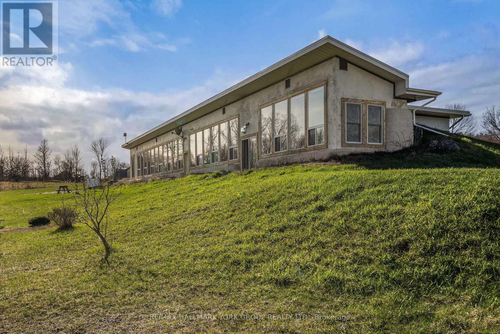 1375 Queensborough Road, Madoc, Ontario  K0K 2K0 - Photo 2 - X12426035