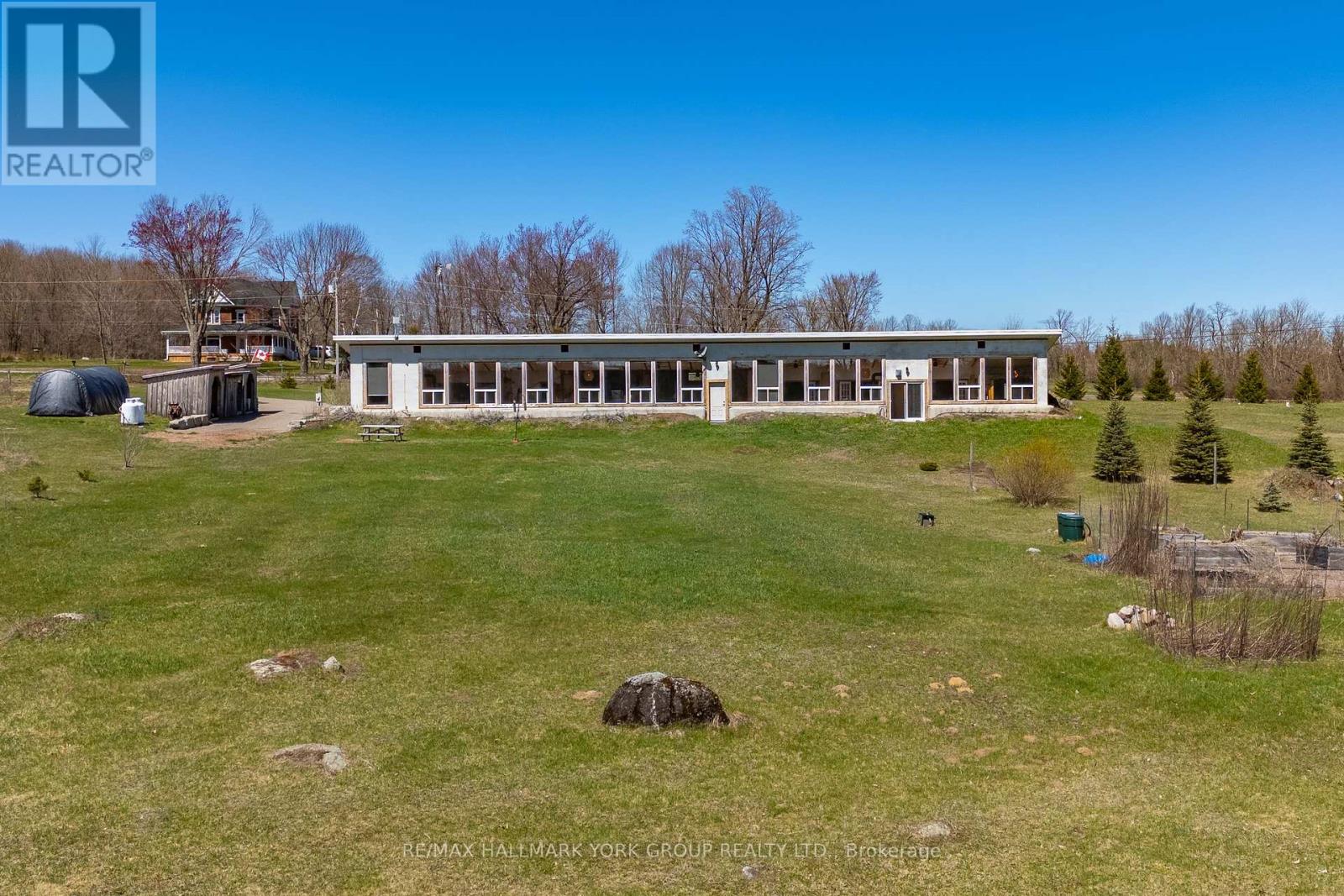 1375 Queensborough Road, Madoc, Ontario  K0K 2K0 - Photo 4 - X12426035