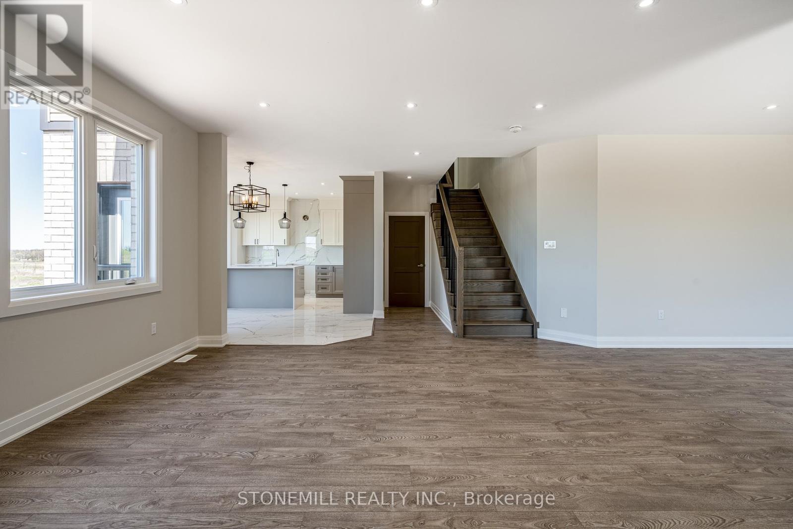 229 Midland Place, Welland, Ontario  L3B 0H4 - Photo 14 - X12426049