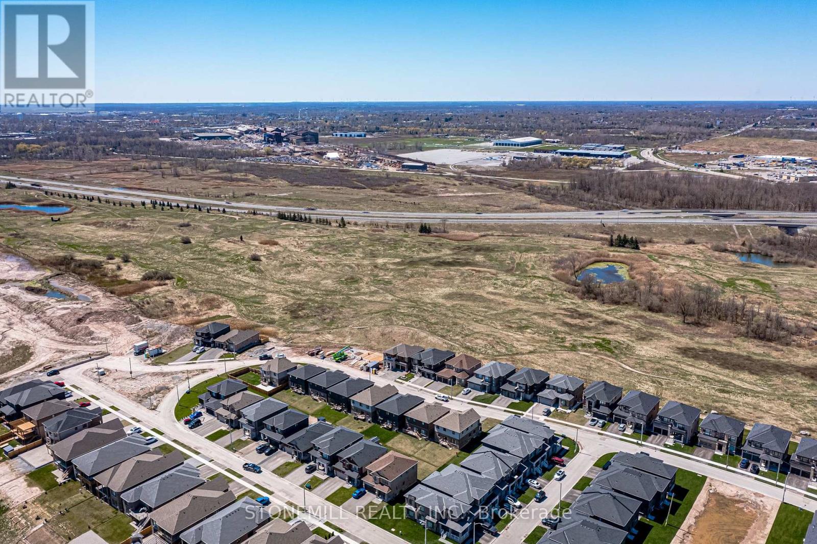 229 Midland Place, Welland, Ontario  L3B 0H4 - Photo 34 - X12426049