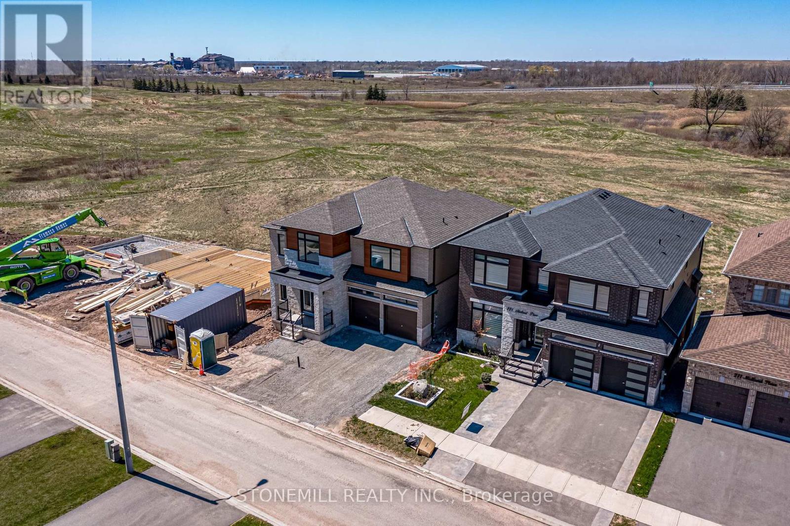 229 Midland Place, Welland, Ontario  L3B 0H4 - Photo 35 - X12426049