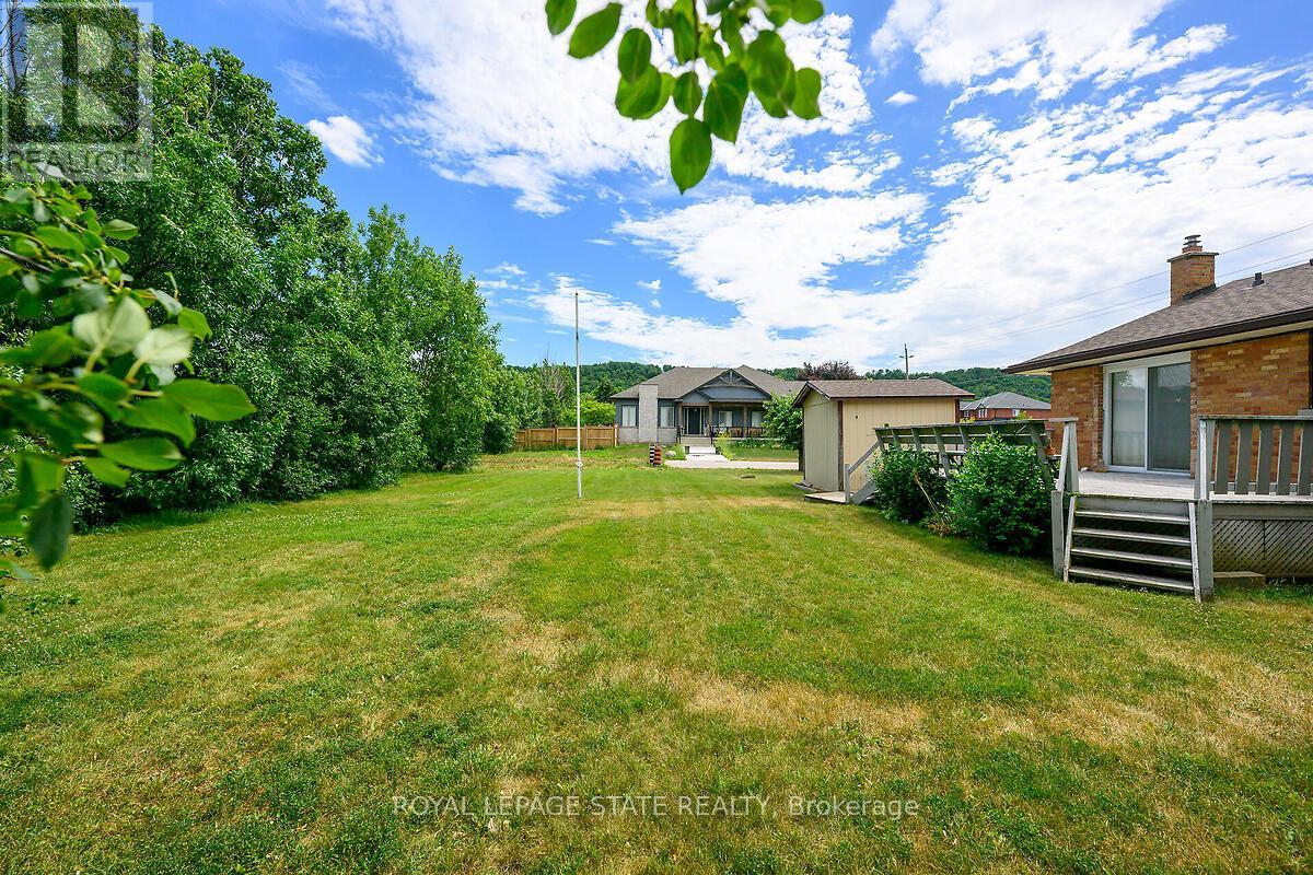 220 Winona Road, Hamilton, Ontario  L8E 5K4 - Photo 30 - X12426051