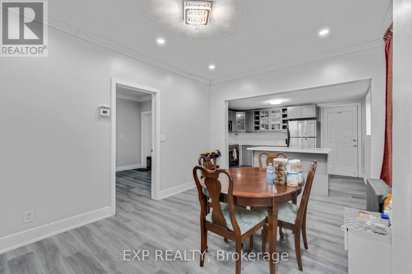 23 Lyndhurst Street, Hamilton, Ontario  L8L 7G9 - Photo 10 - X12426054