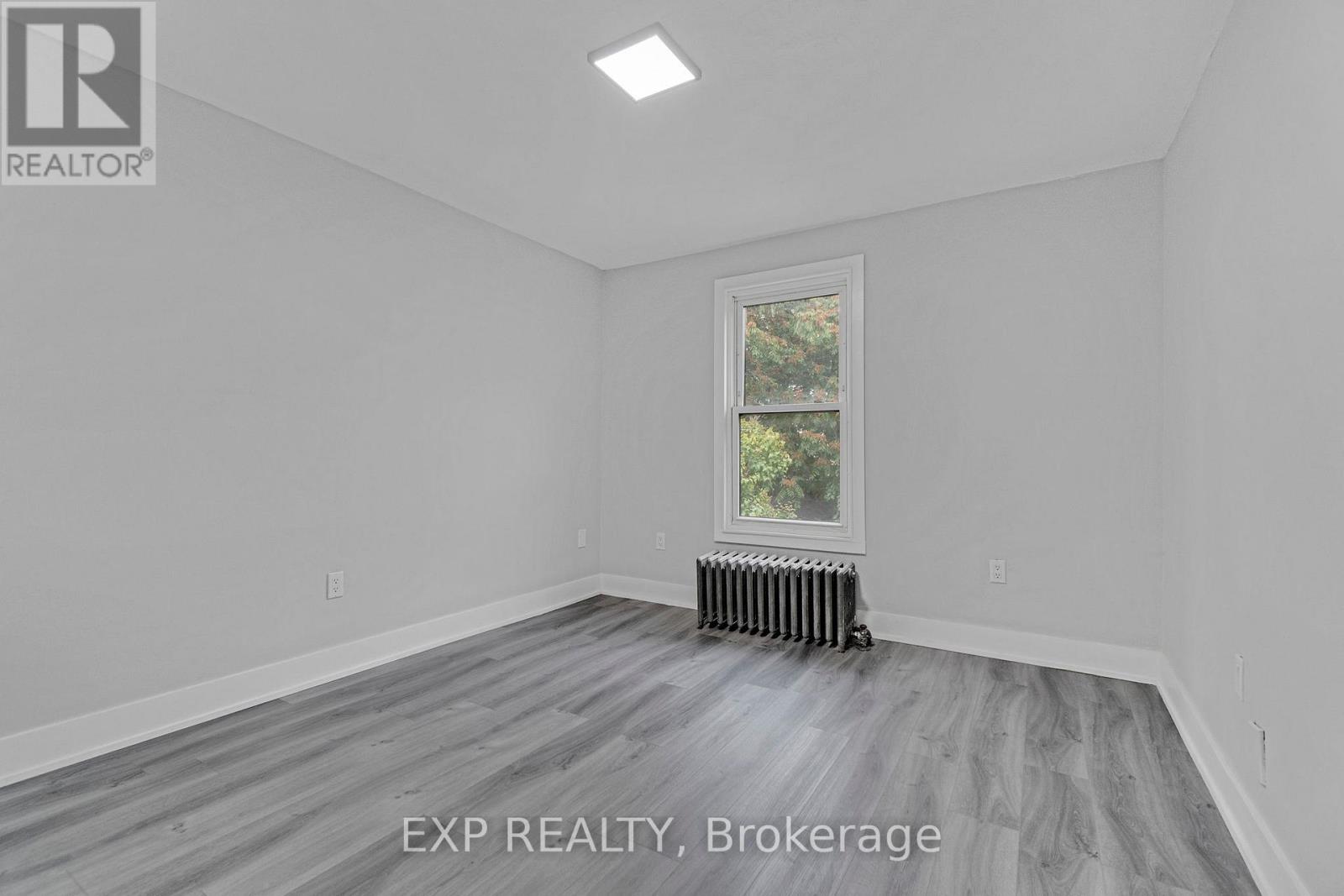 23 Lyndhurst Street, Hamilton, Ontario  L8L 7G9 - Photo 21 - X12426054