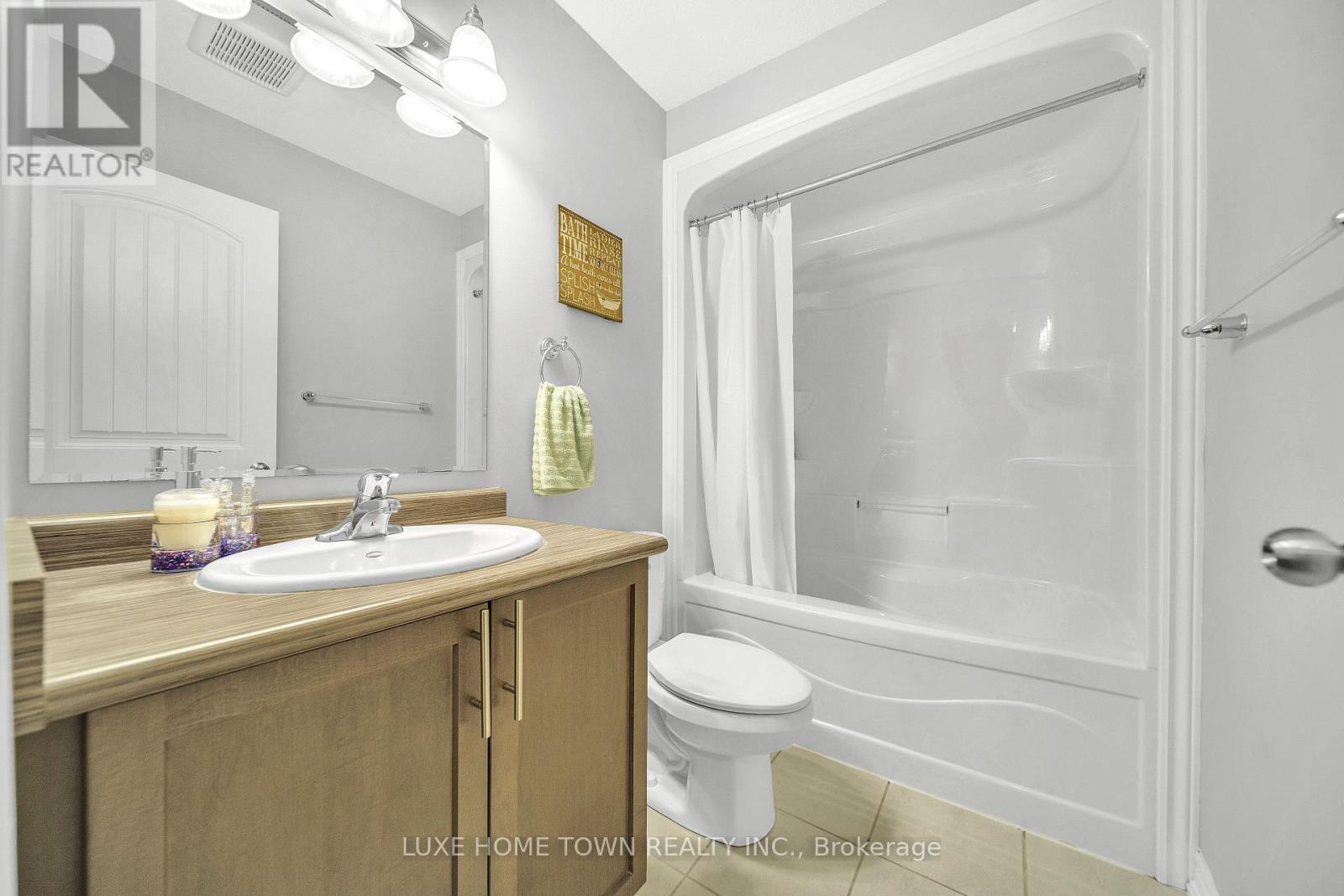 77 Westminster Crescent, Centre Wellington, Ontario  N1M 0C4 - Photo 32 - X12426082