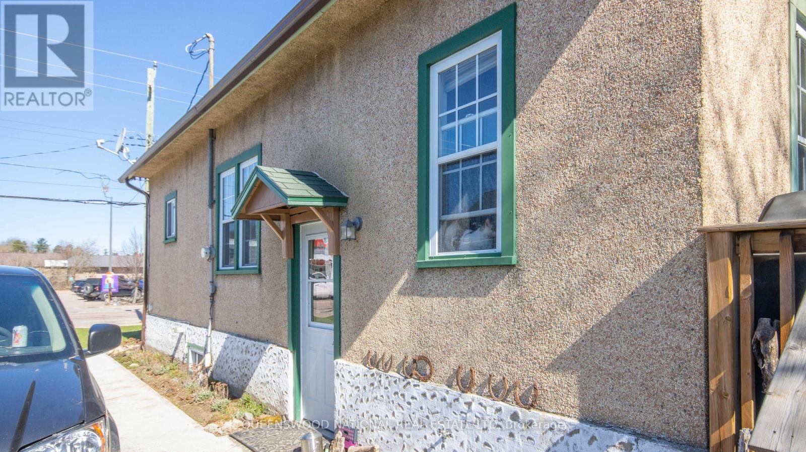 17 Bay Street N, Madawaska Valley, Ontario  K0J 1B0 - Photo 10 - X12122782