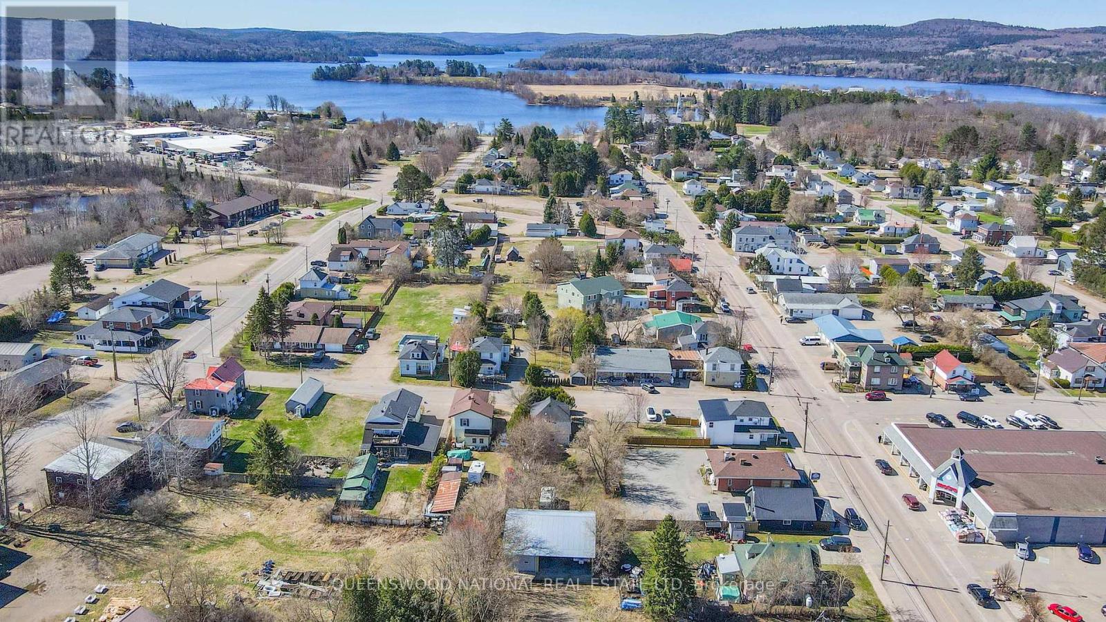 17 Bay Street N, Madawaska Valley, Ontario  K0J 1B0 - Photo 7 - X12122782