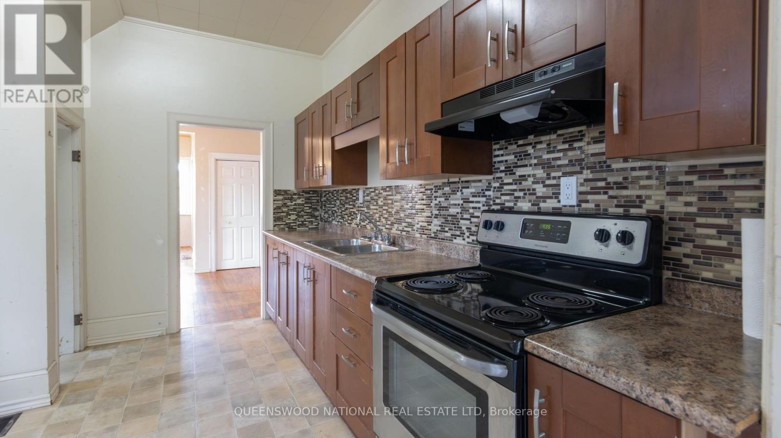 17 Bay Street N, Madawaska Valley, Ontario  K0J 1B0 - Photo 13 - X12122782
