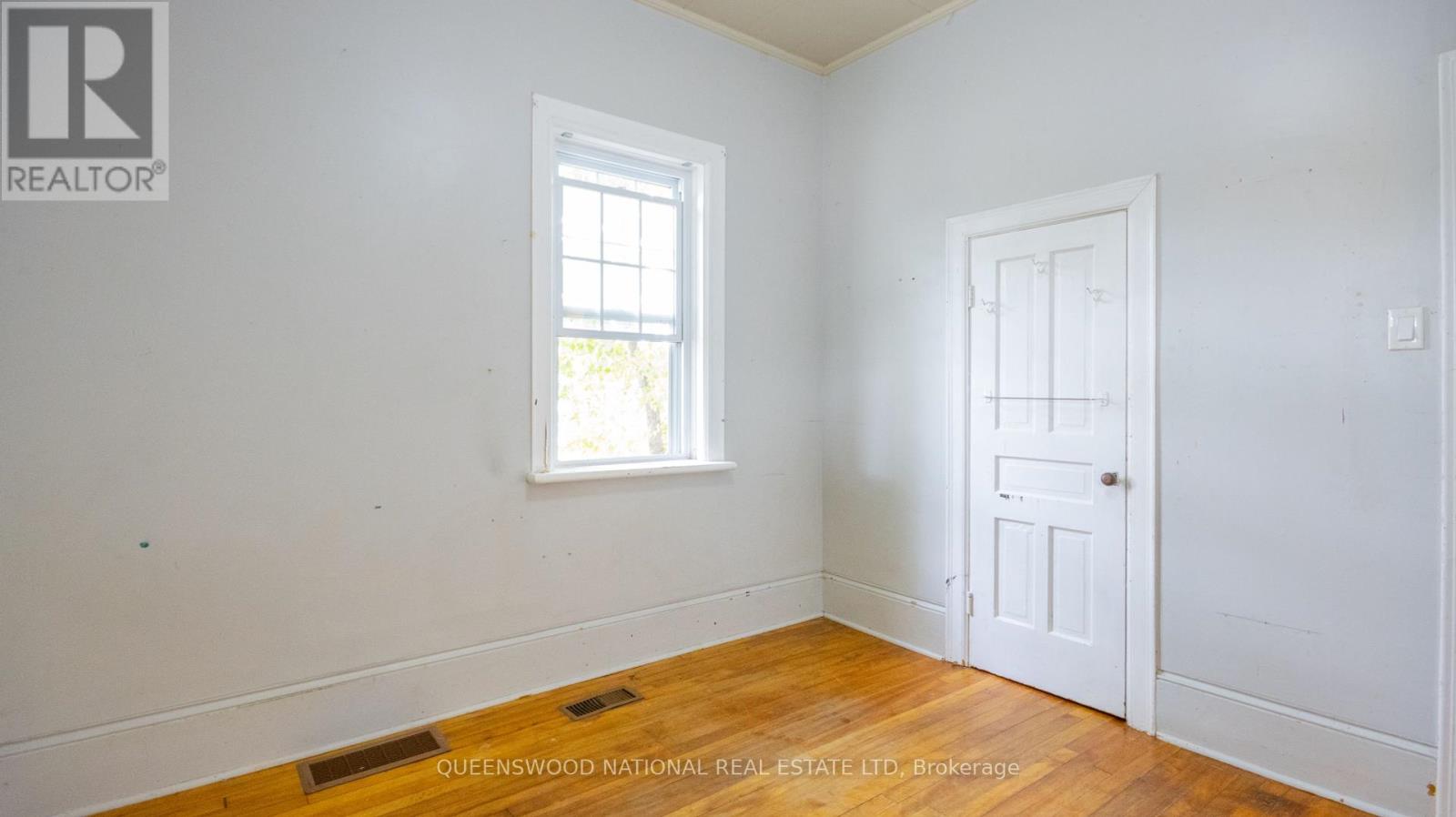 17 Bay Street N, Madawaska Valley, Ontario  K0J 1B0 - Photo 23 - X12122782