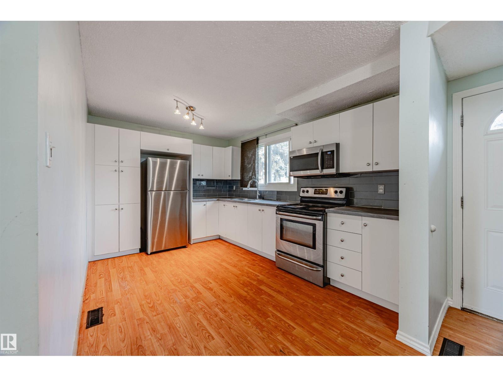2551 135 Av Nw, Edmonton, Alberta  T5A 3S5 - Photo 6 - E4455980