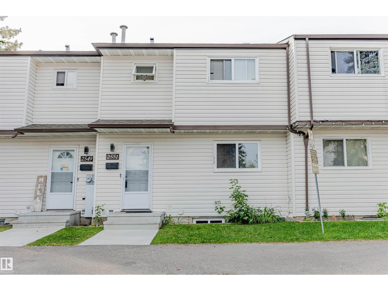 2551 135 Av Nw, Edmonton, Alberta  T5A 3S5 - Photo 2 - E4455980