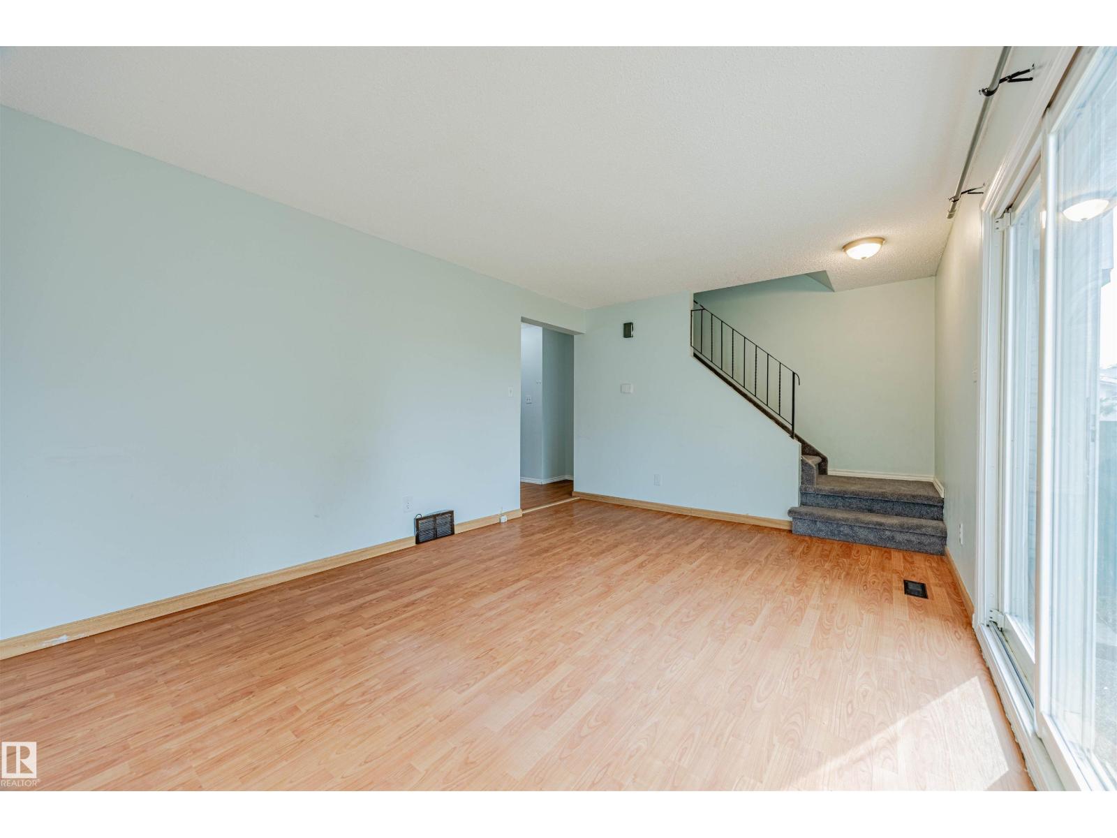 2551 135 Av Nw, Edmonton, Alberta  T5A 3S5 - Photo 11 - E4455980