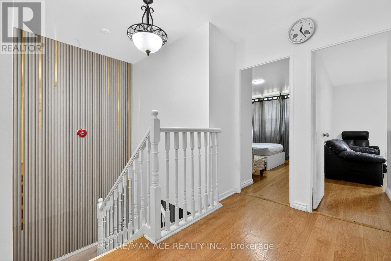 303 - 10 Crescent Town Road, Toronto, Ontario  M4C 5L3 - Photo 17 - E12424763