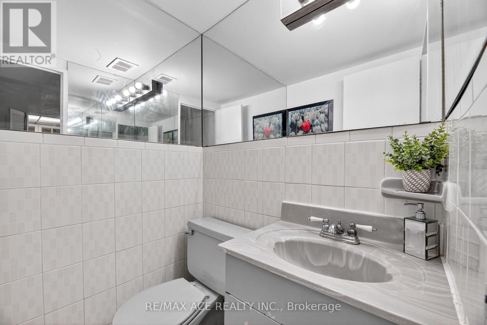 303 - 10 Crescent Town Road, Toronto, Ontario  M4C 5L3 - Photo 28 - E12424763