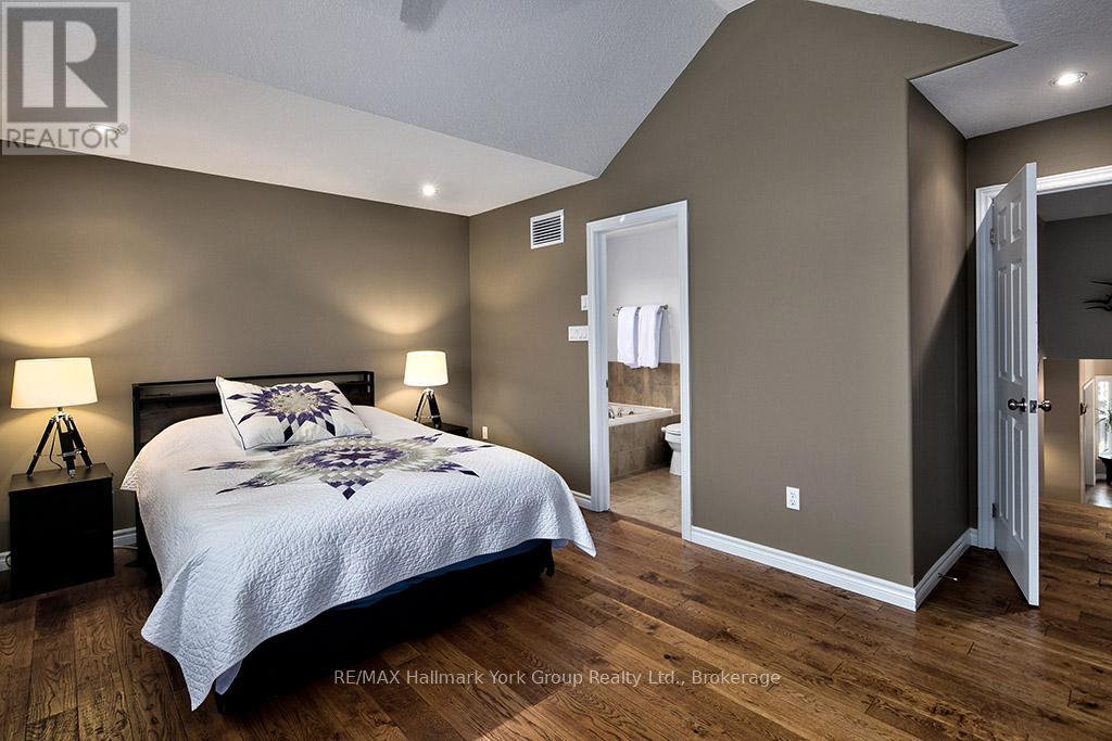 34 Davis Street, Collingwood, Ontario  L9Y 0C8 - Photo 34 - S12297779