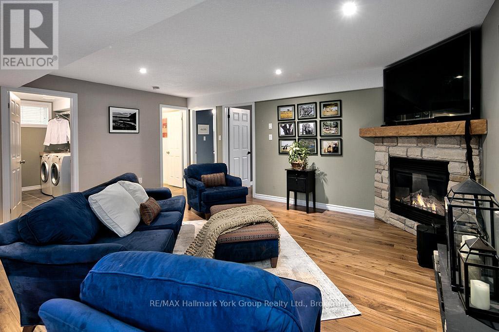 34 Davis Street, Collingwood, Ontario  L9Y 0C8 - Photo 39 - S12297779