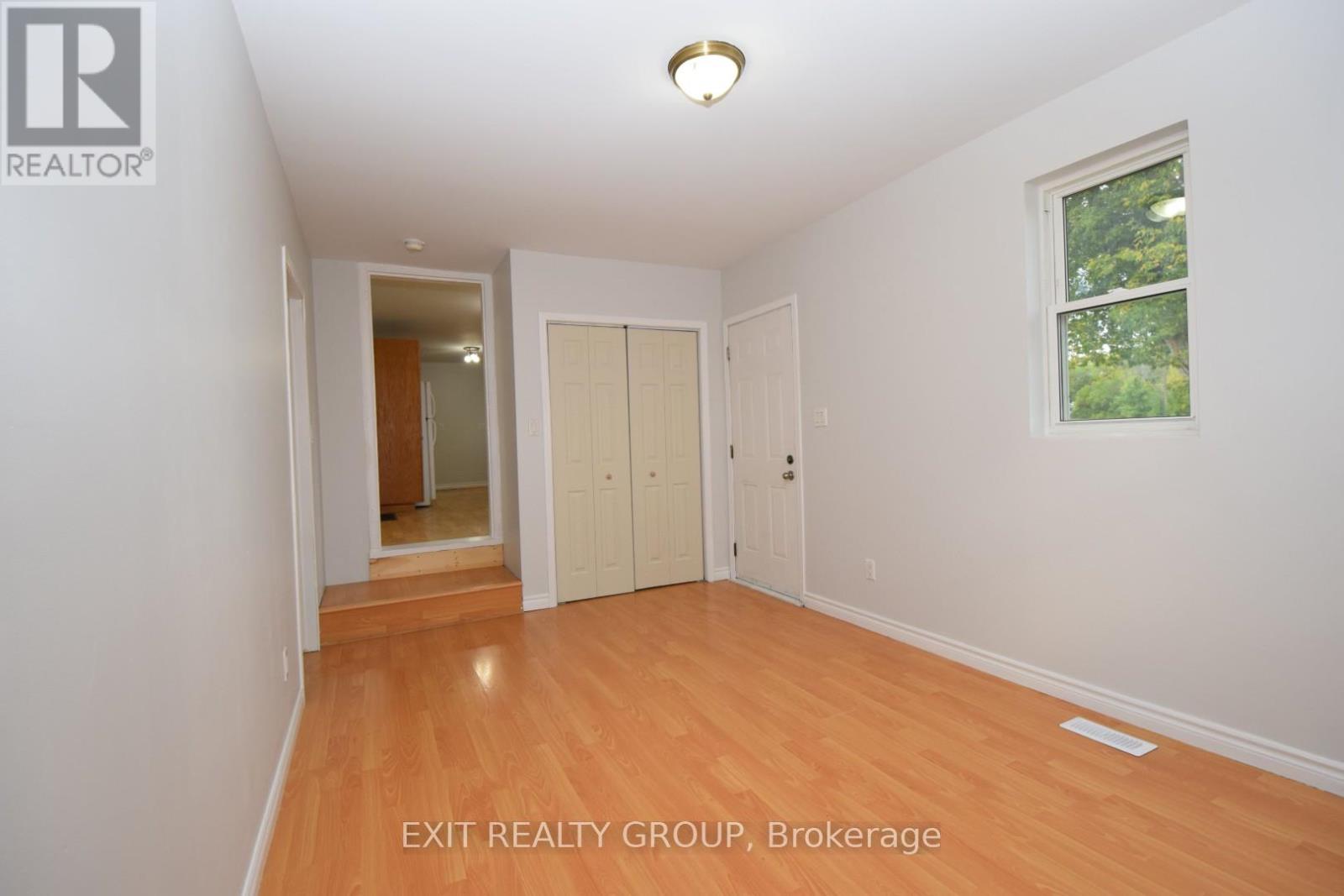5 Howard Street, Tyendinaga (Tyendinaga Township), Ontario  K0K 3A0 - Photo 14 - X12423893