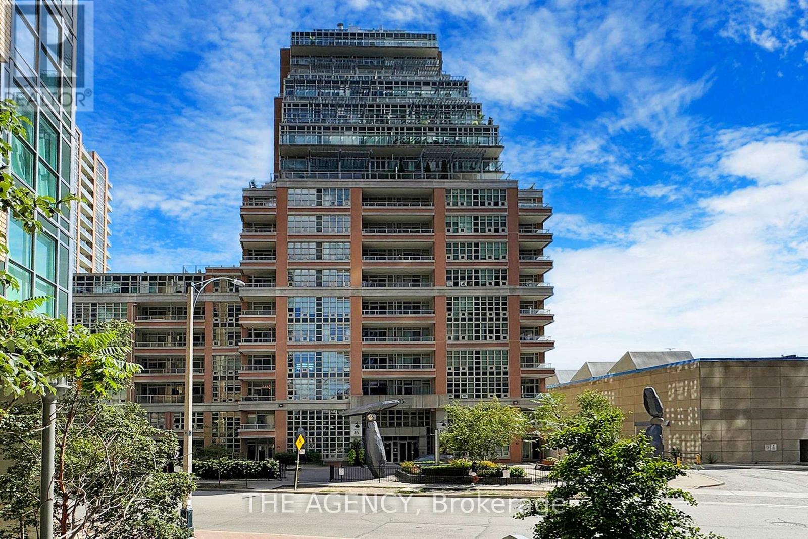 1906 - 85 E LIBERTY STREET, Toronto, Ontario